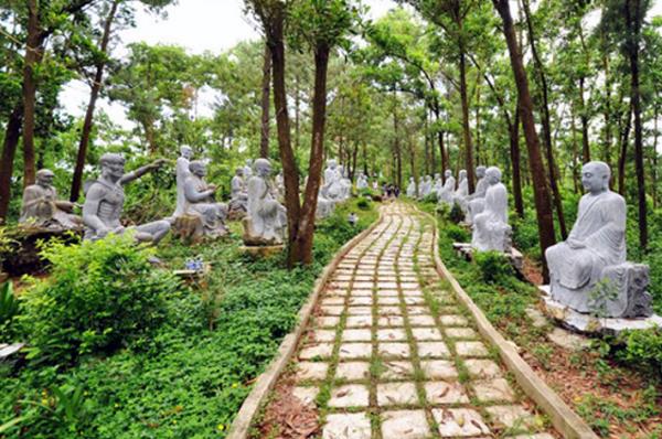 Độc đáo vườn tượng La Hán chùa Khánh Đối - Hải Phòng